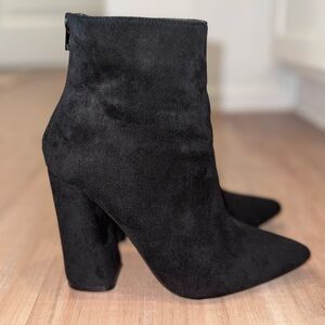 So Me Black Heeled Suede Ankle Boots Size 8